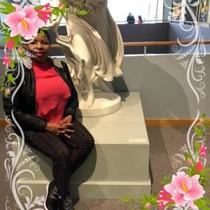 Meet your Posher, Caroline